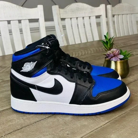 Nike Air Jordan 1 Royal Toe Retro High OG Blue Sneakers 2020 Women’s Size 8 - Picture 3 of 6
